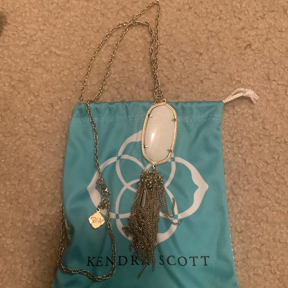 Kendra Scott Rayne long gold with white pendant necklace